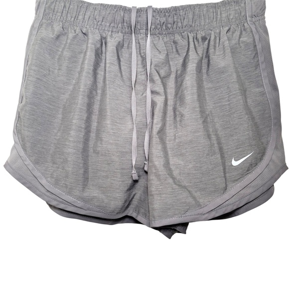 Nike Women's Running Shorts Gray, Athletic, Size Medium with Built-In Liner - Picture 2 of 7